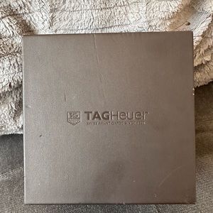 Mint Condition TAG Heuer Quartz Wristwatch - 5 Years Old